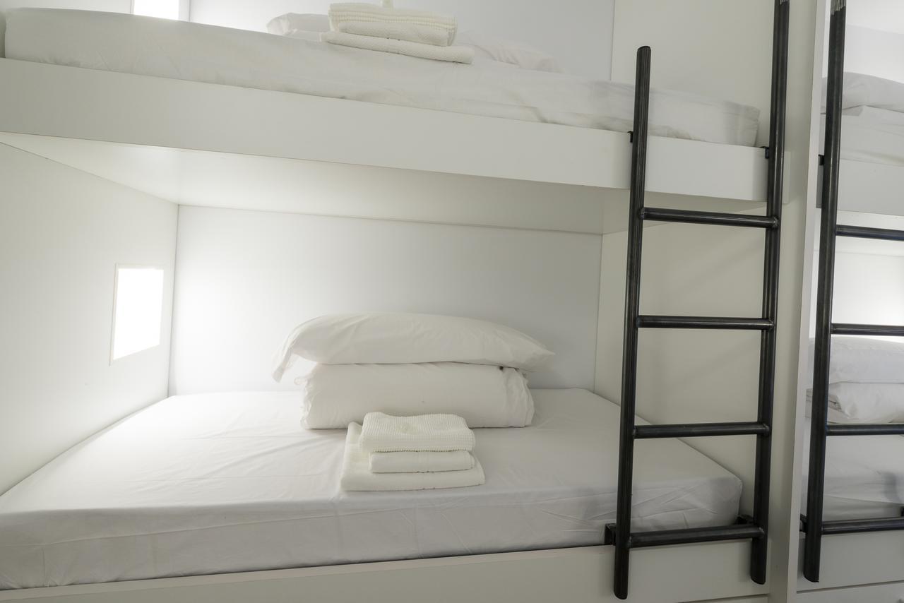 Cama en habitación compartida mixta de 8 camas