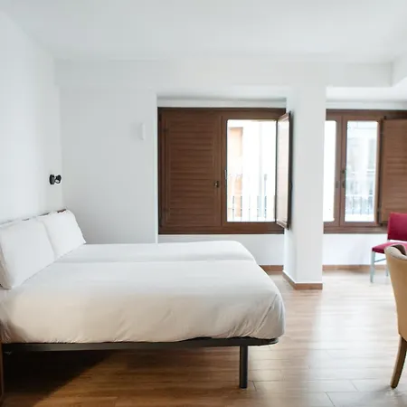 León Center Rooms-2