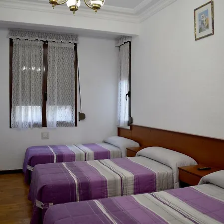 Hostal Oviedo-3